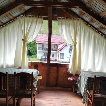 Casuta De Langa Padure Hotel Моечу де Жос Екстериор снимка
