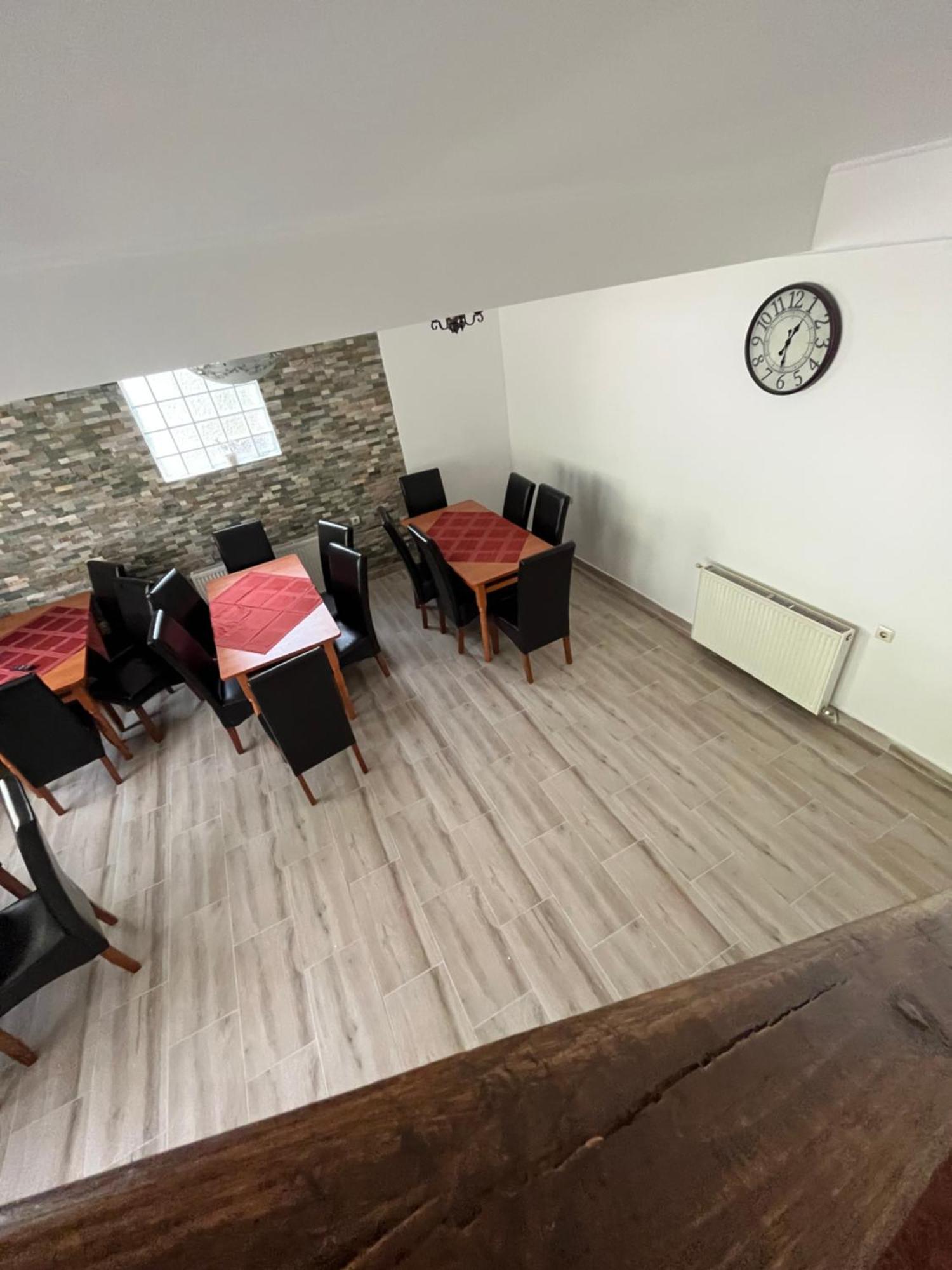 Casuta De Langa Padure Hotel Моечу де Жос Екстериор снимка