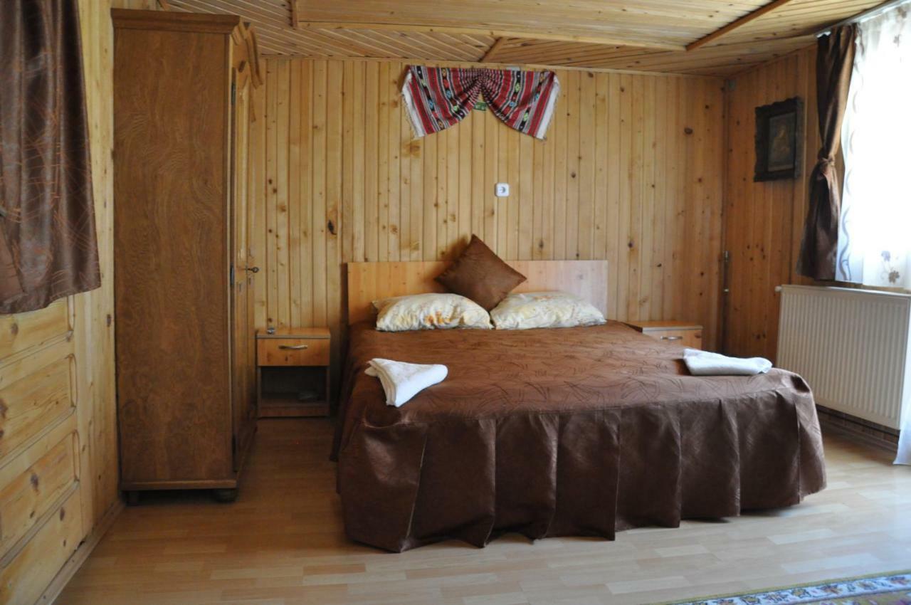 Casuta De Langa Padure Hotel Моечу де Жос Екстериор снимка