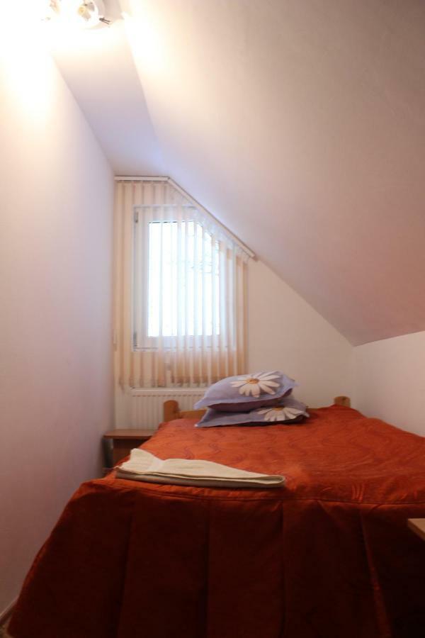 Casuta De Langa Padure Hotel Моечу де Жос Екстериор снимка